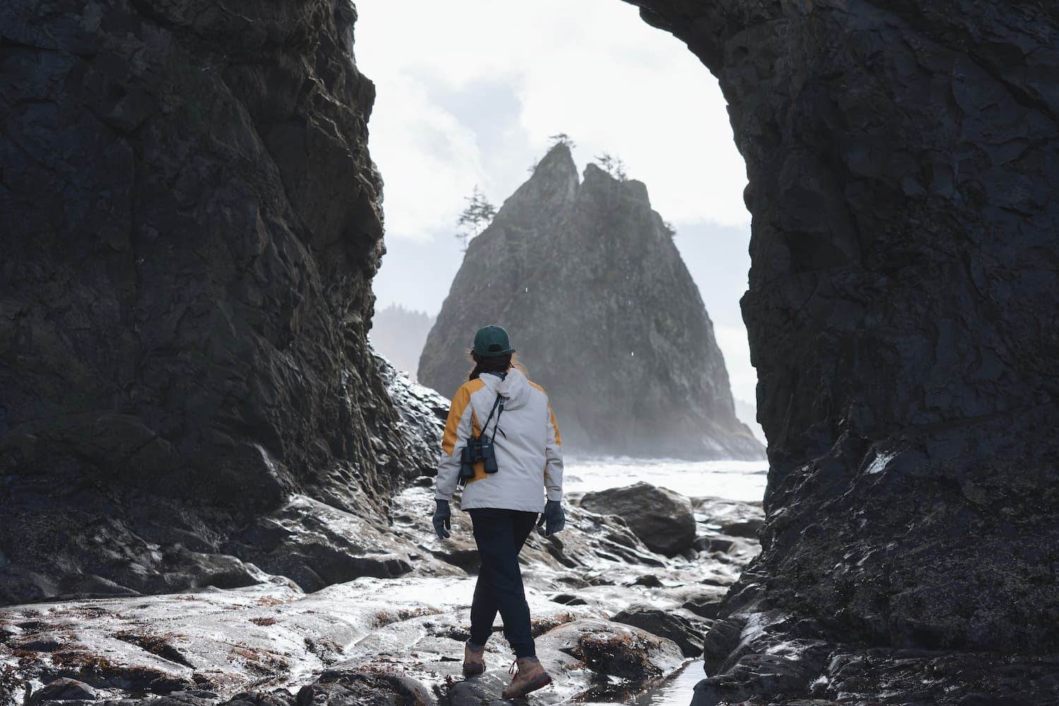 Day Hiking Rialto Beach and Hole in the Wall