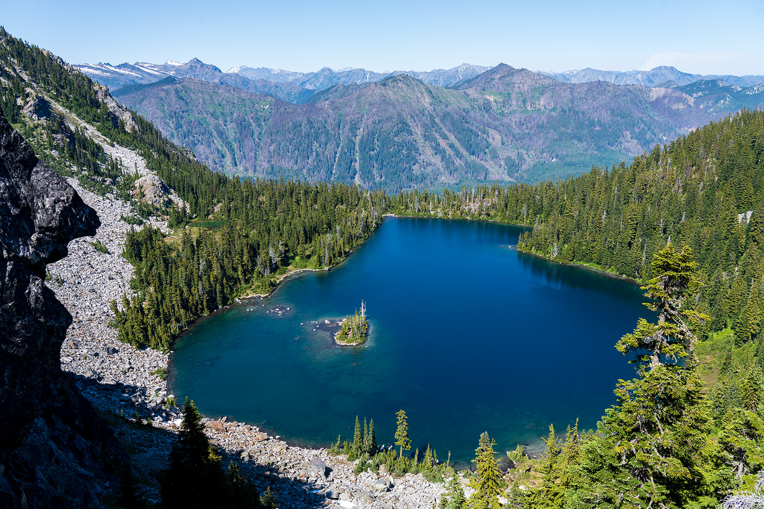 backpacking minotaur lake best hikes cascade mountains