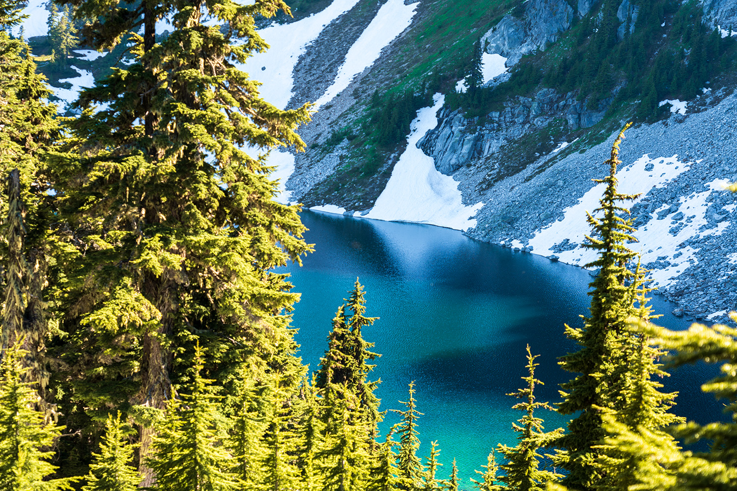 backpacking minotaur lake best hikes cascade mountains