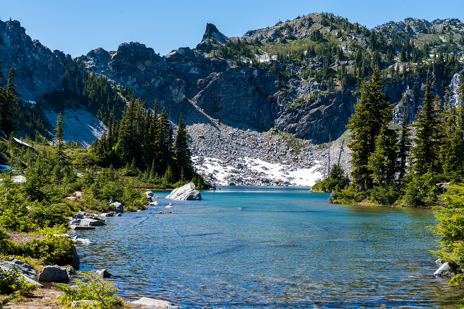 backpacking minotaur lake best hikes cascade mountains