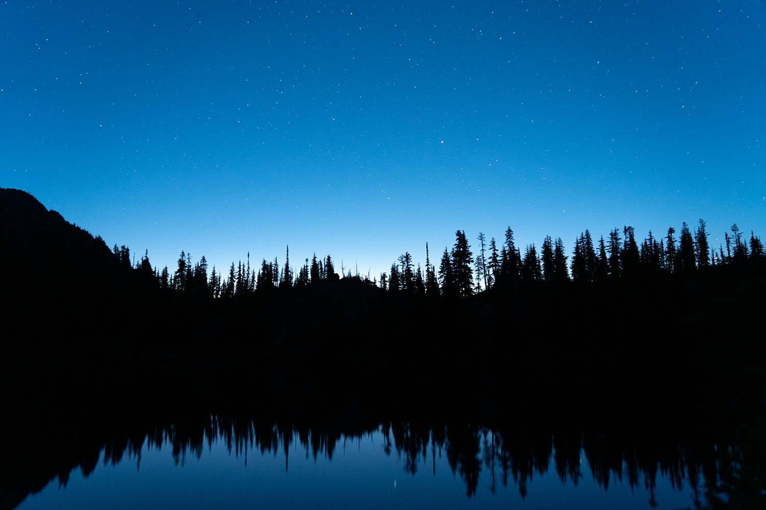 backpacking minotaur lake best hikes cascade mountains