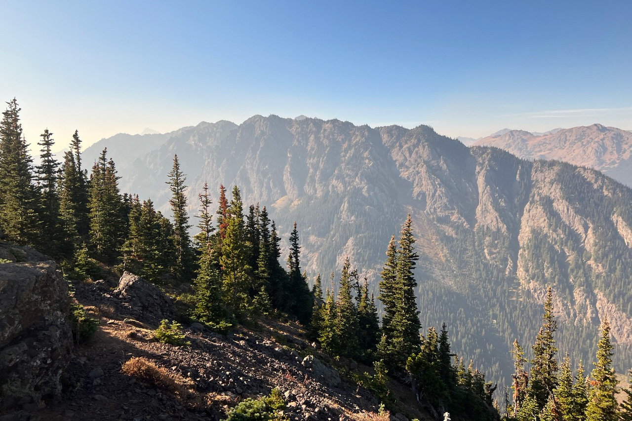 Scenic view of Mount Townsend trail and surrounding Olympic Mountains like Hawk Peak